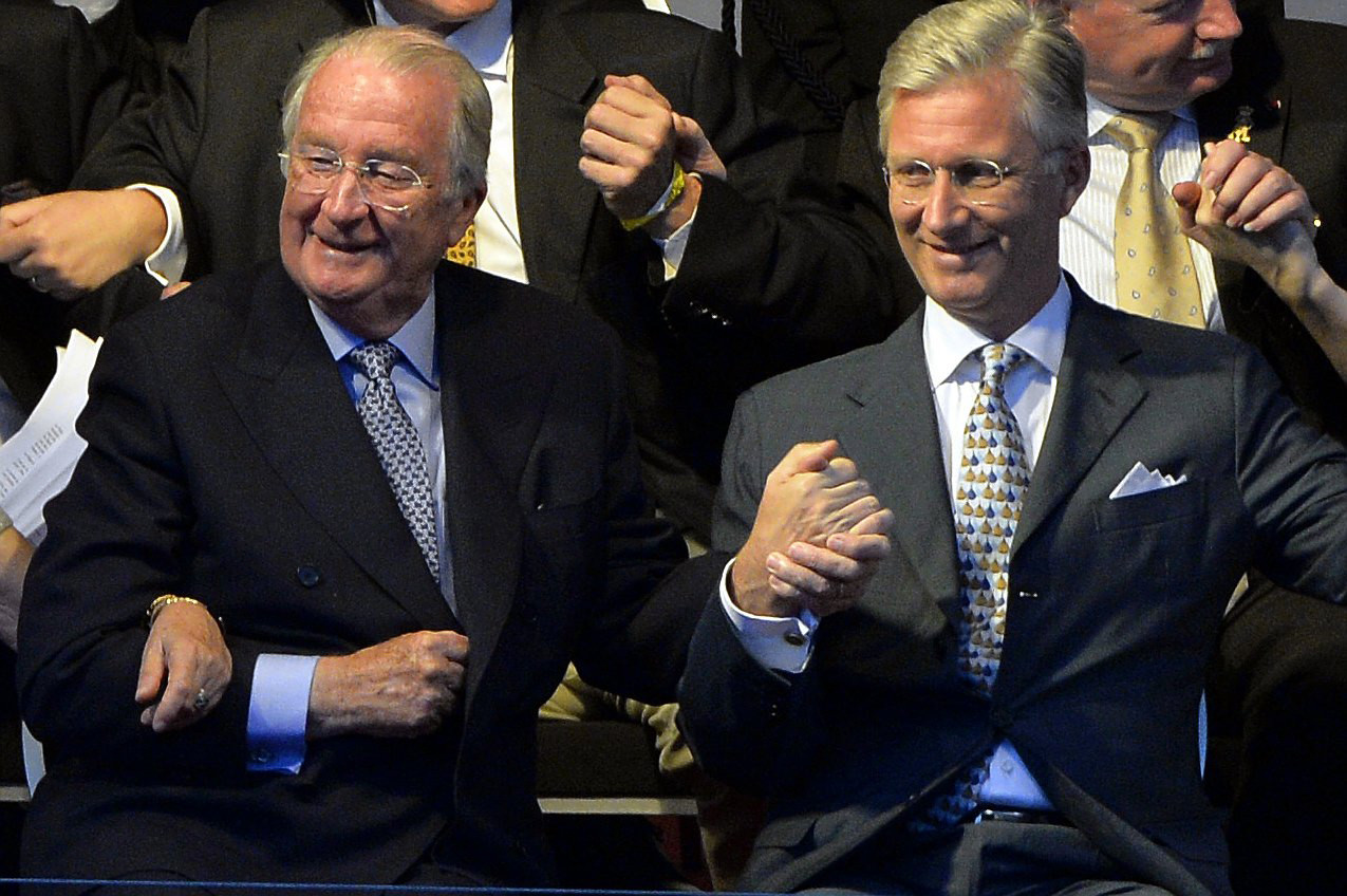 Regele Albert al II-lea al Belgiei a ABDICAT dupa 20 de ani. Fiul sau Philippe a preluat tronul