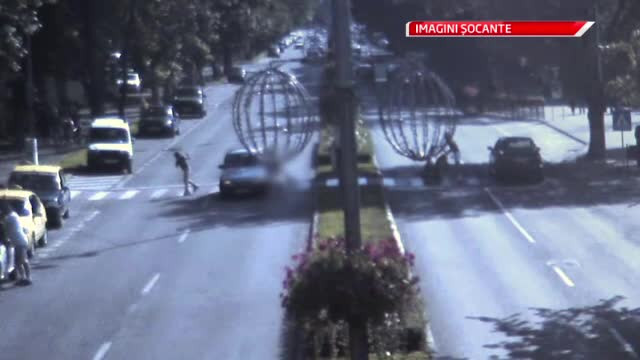 IMAGINI SOCANTE. O fetita de 9 ani, din Bistrita, a fost lovita de o masina, pe trecerea de pietoni