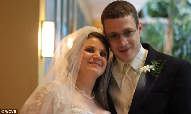 "Este ireal, parca am fi intr-un film". Ce s-a intamplat cu acesti tineri la cateva zile dupa nunta