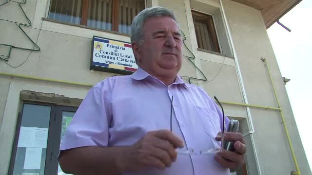 Lovitura pentru PDL cu o zi inainte ca Miscarea Populara sa devina partid. Demisii in bloc in Arges