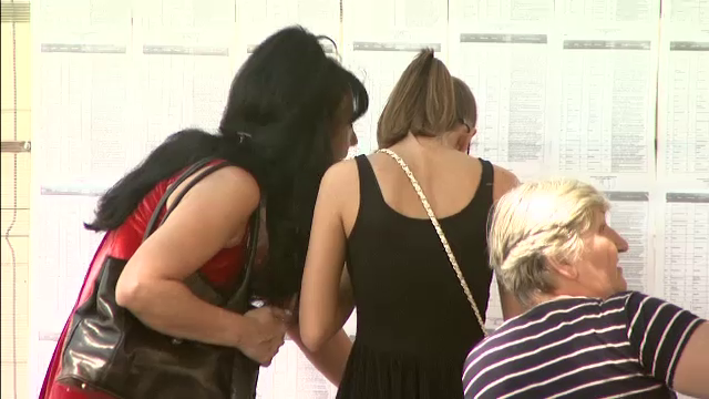 Peste 46% din candidați au luat cel puțin 7 la Titularizare. Procentul a crescut după contestații