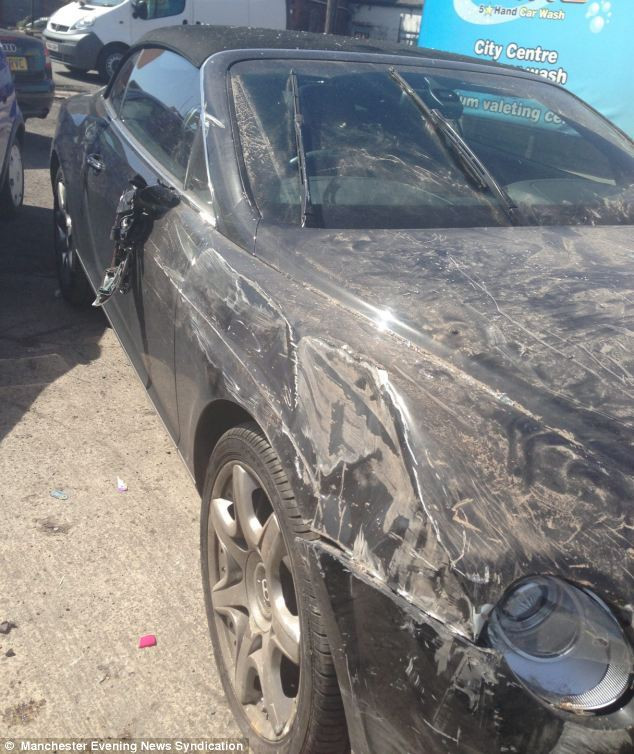 Si-a lasat Bentley-ul la o spalatorie auto: Dupa 15 minute primeste un telefon de la politie: Uite ce a gasit cand s-a intors:: FOTO