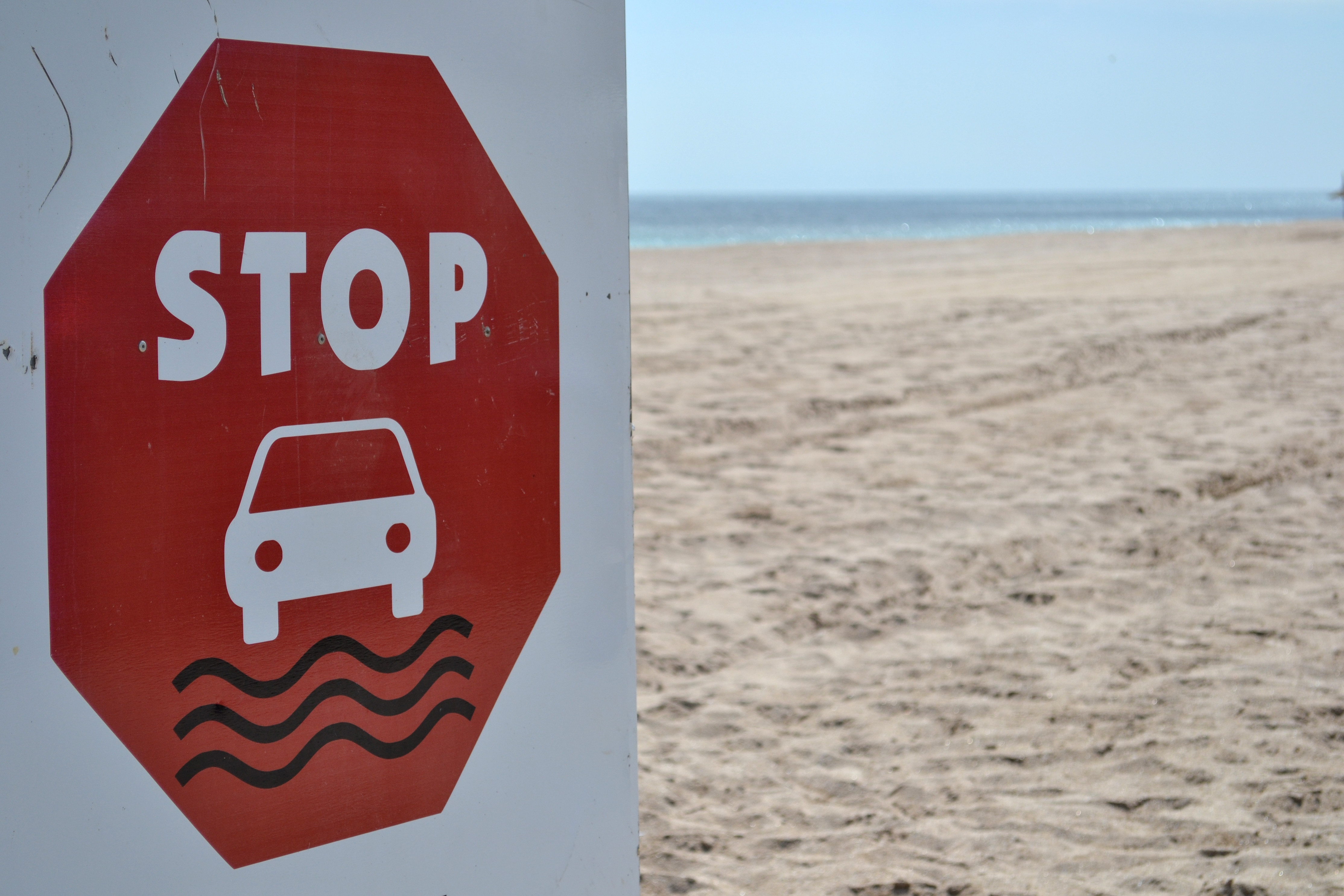 Un politist din Bucuresti aflat in vacanta pe litoral a murit dupa ce i s-a facut rau in mare