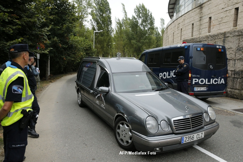 Spaniolii isi plang mortii. Sapte zile de doliu in Galicia, dupa accidentul feroviar