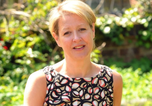 Cum arata femeia careia medicii i-au scos 90% din stomac pentru a-i salva viata