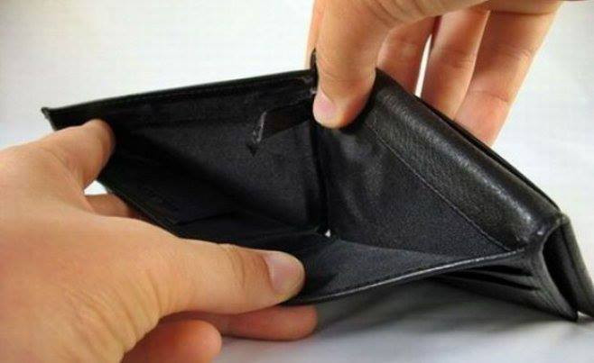 “Judetul” unde toti sunt datori la stat fiindca nu-si pot plati taxele. In 2015, autoritatile nu au inca o solutie pentru ei