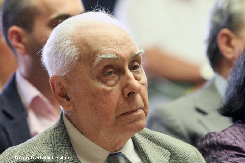 Radu Campeanu, tot la terapie intensiva, in stare usor ameliorata si cu febra in scadere