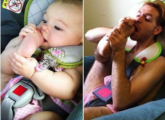 Galerie FOTO. S-a fotografiat in aceeasi ipostaza, dupa 20 de ani. Doar biberonul a fost inlocuit