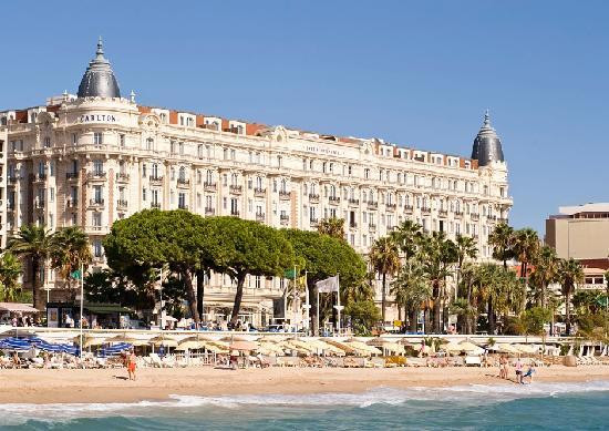 Bijuterii in valoare de 40 de MILIOANE de euro, furate dintr-un hotel din Cannes