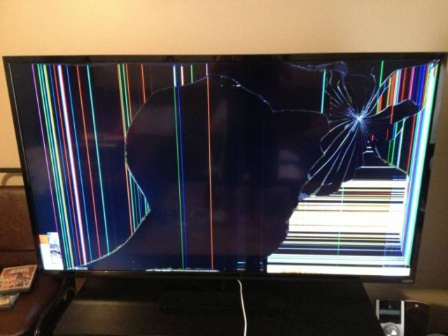 televizor comanda - 2