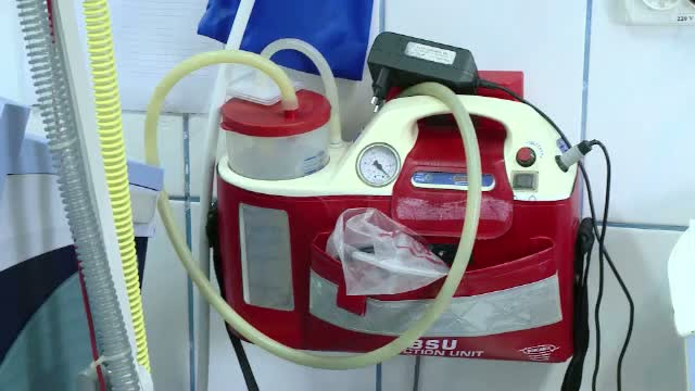 Copil de 5 ani din Iasi, in moarte cerebrala. Tatal vitreg l-a batut pana cand baiatul a lesinat