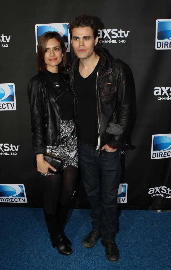 Inca un divort la Hollywood: Actorii Paul Wesley si Torrey DeVitto se despart dupa 2 ani de casnicie