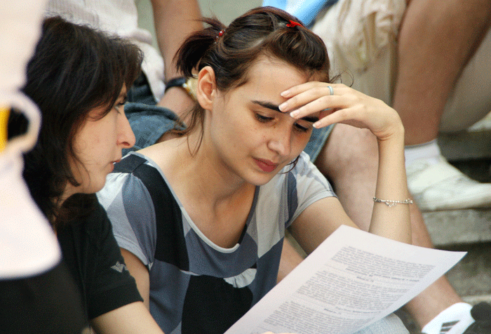 Perle la examenul de TITULARIZARE. Cum a vrut un profesor sa "sustraga" atentia copiilor