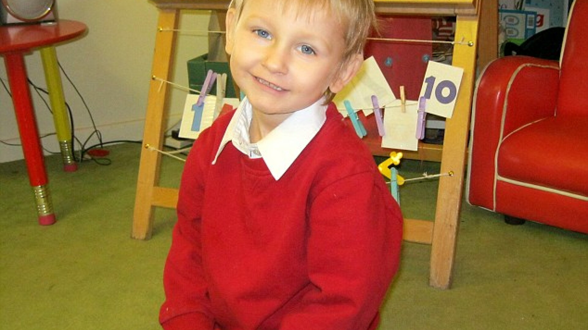 Tinut inchis intr-o celula si hranit cu sare.Povestea socanta a unui copil omorat de propria mama