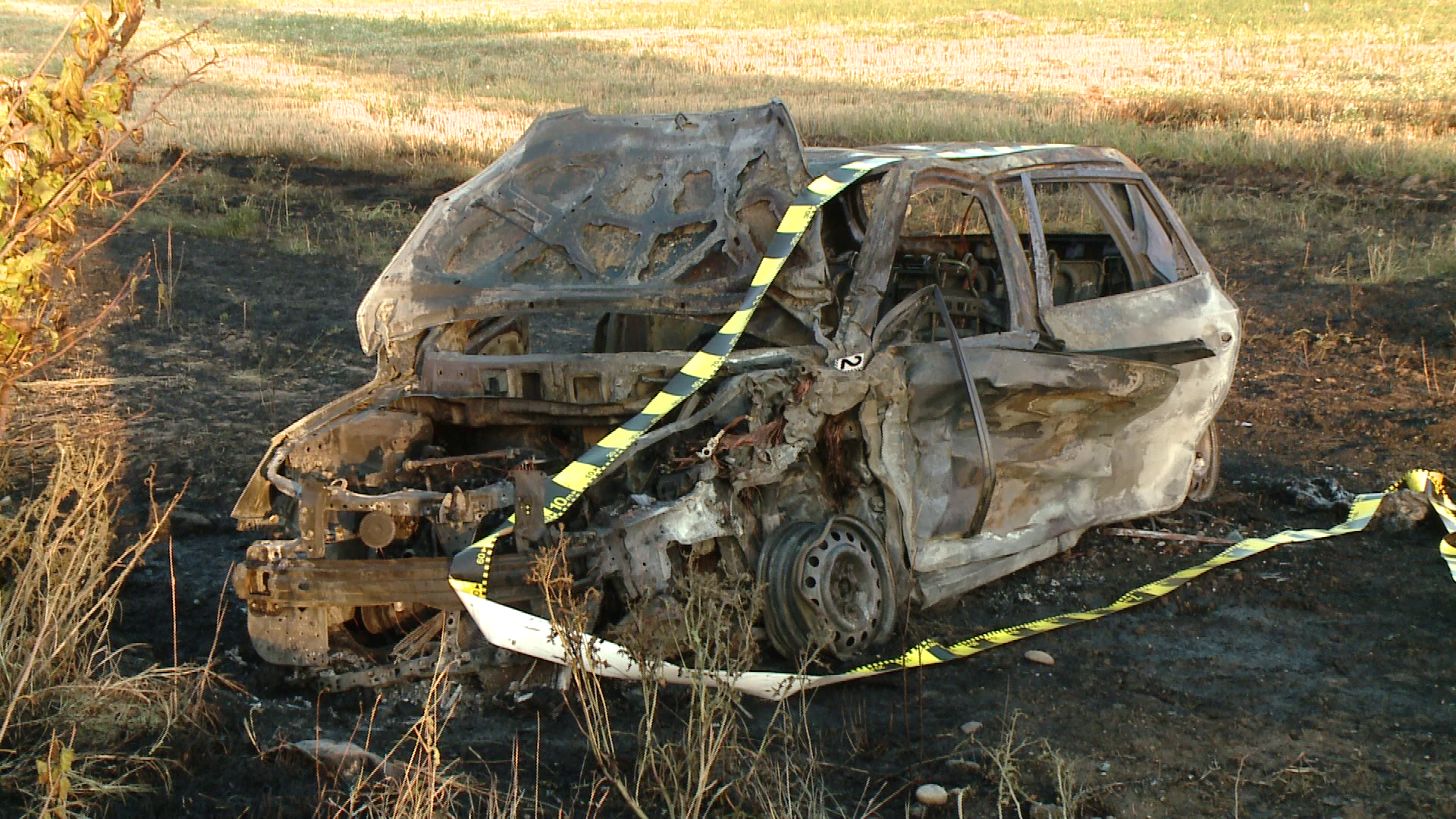 O masina a ars ca o torta pe soseua Timisoara - Lugoj. Ce s-a intamplat cu soferita