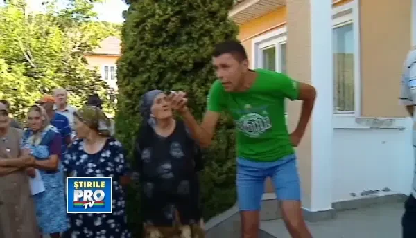 Le mor animalele de sete. Satenii dintr-un sat din Mures cer socoteala primarului