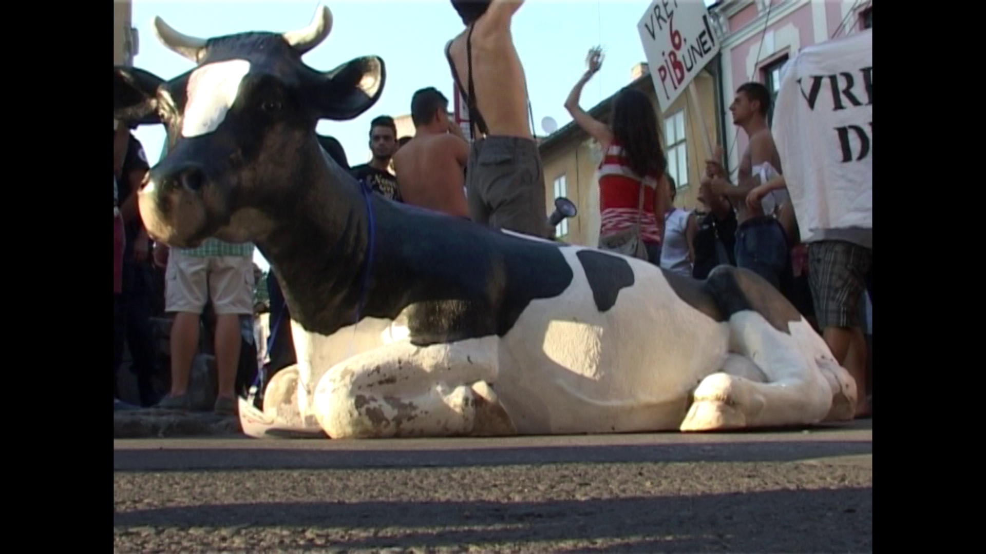 Protest la "coada vacii" al studentilor: tinerii, nemultumiti de finantarea slaba a invatamantului