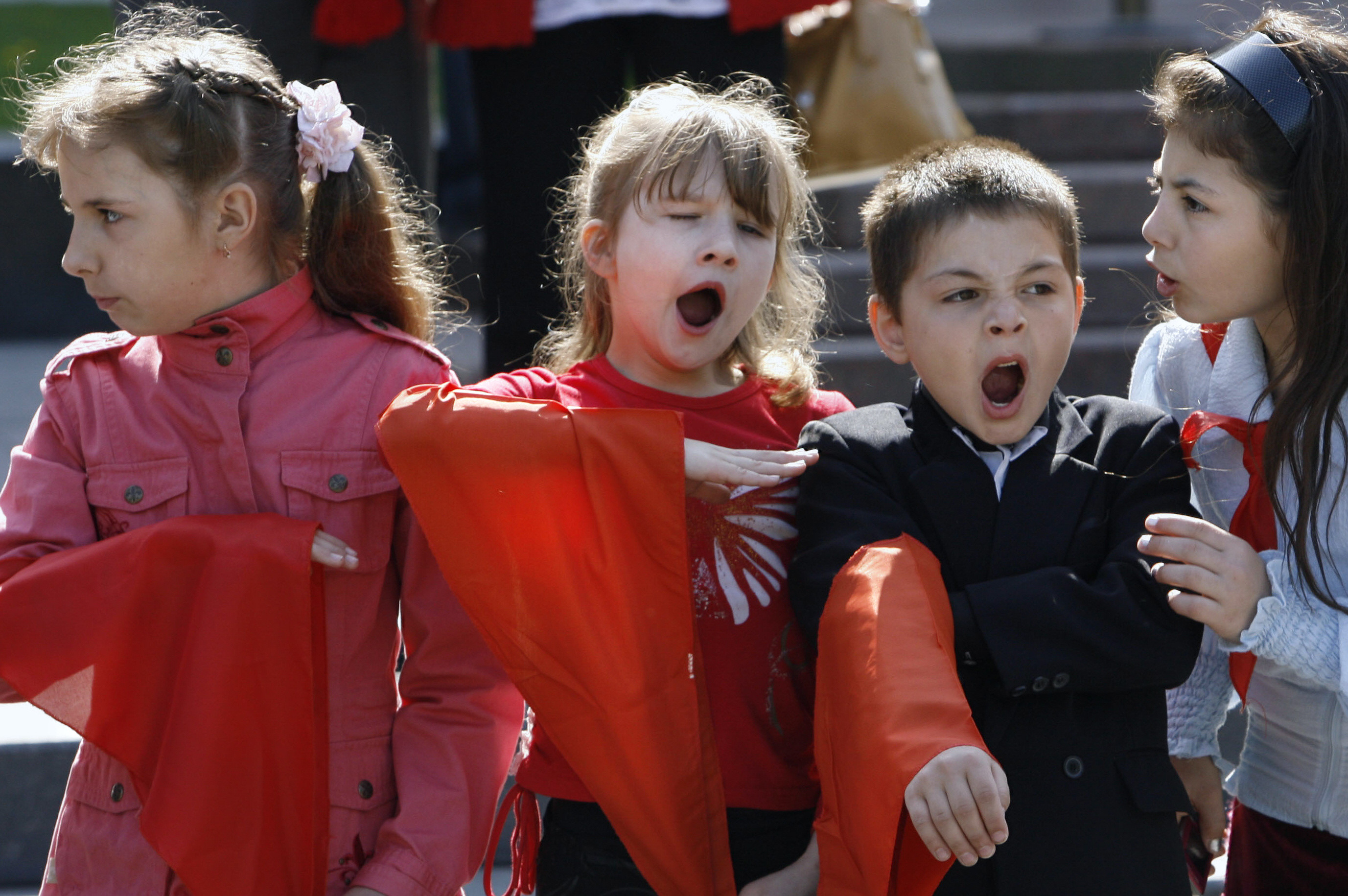 Studiu al japonezilor: Cascatul este "contagios" si se poate transmite inclusiv de la om la caine
