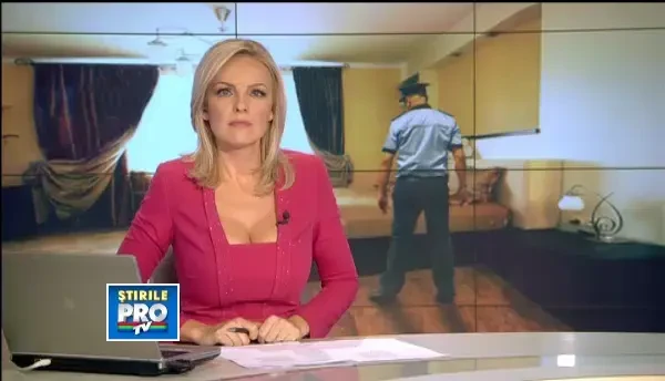 S-a trezit in mijlocul noptii cu un individ in chiloti si cagula in casa ei. Cum s-a salvat femeia