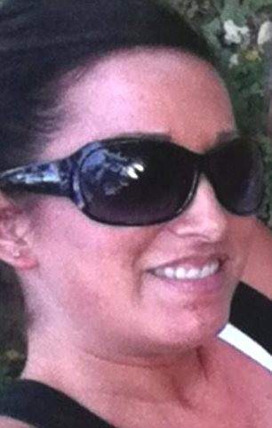 "Este inadmisibil asa ceva". Pasagerii unui avion au crezut ca se filmeaza un film porno langa ei