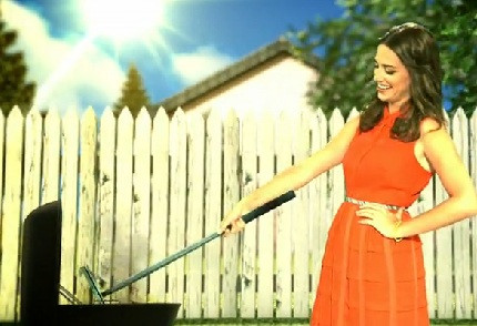 Cum se poate face un cocktail Bloody Mary cu ajutorul ... gratarului