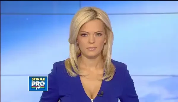 14 turisti din Ucraina, internati de urgenta, dupa ce autocarul lor a fost lovit de un bustean