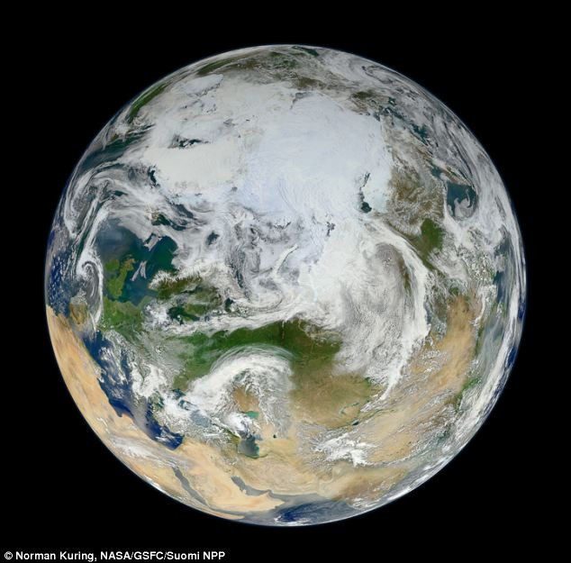 Cum se schimba imaginea Pamantului de-a lungul unui an intreg! FOTO