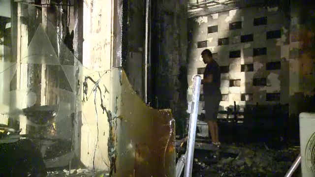 Incendiu pe bulevardul Unirii din Capitala. O terasa s-a facut scrum in urma unui scurt-circuit