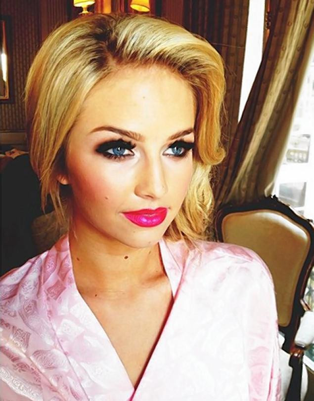 Imaginile din dormitorul noii Miss Teen USA obtinute de un hacker dupa ce i-a spart camera web