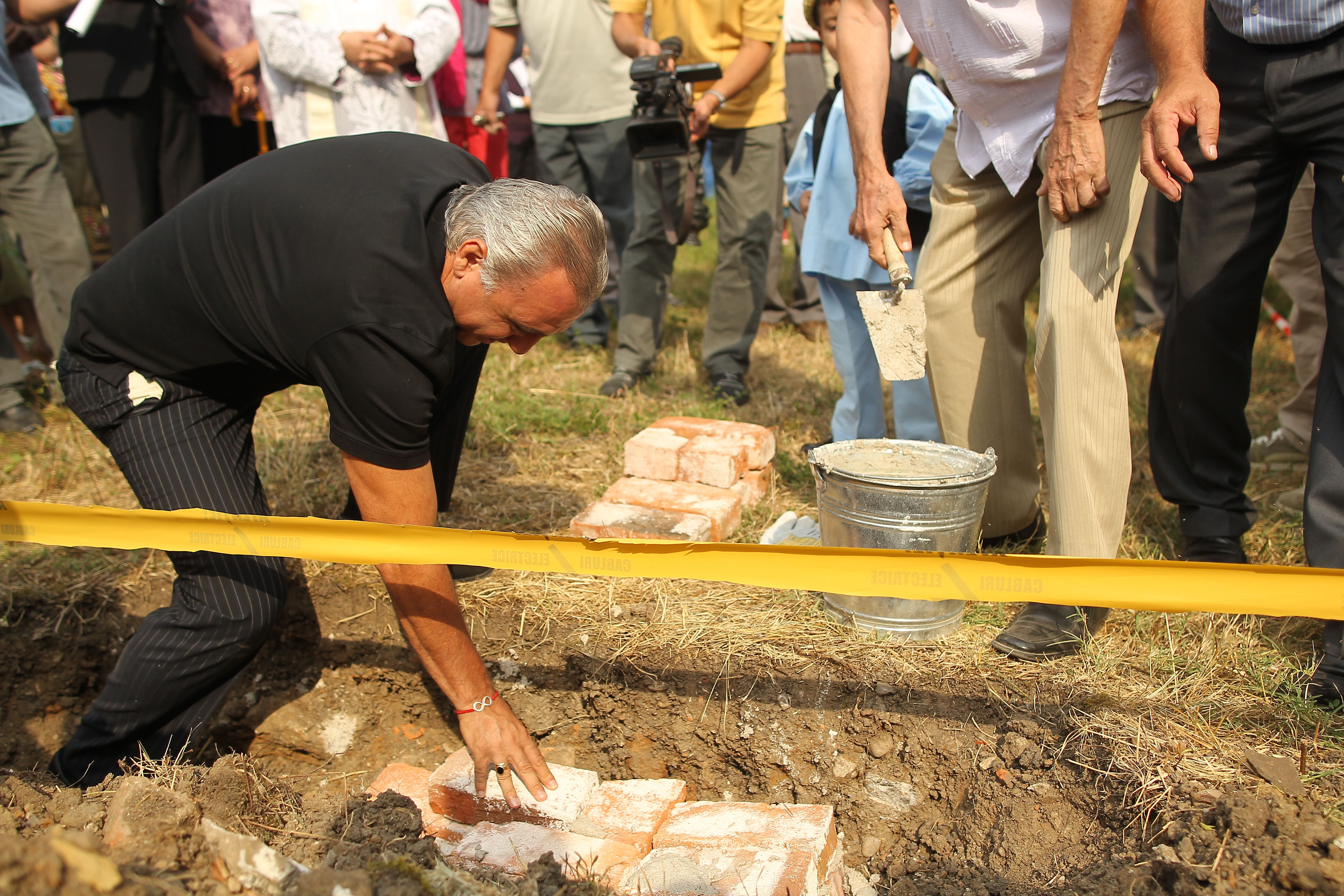 Moment festiv la Timisoara: Hristo Stoichkov a pus piatra de temelie a casei bulgarilor din Banat