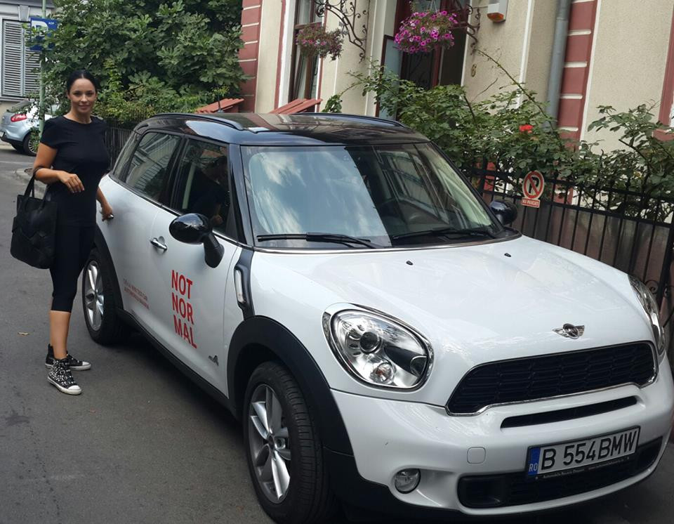 "Deci e clar: Not Normal. Asta-s eu!" Mesajul Andreei Marin pe Facebook nu a fost apreciat de fani