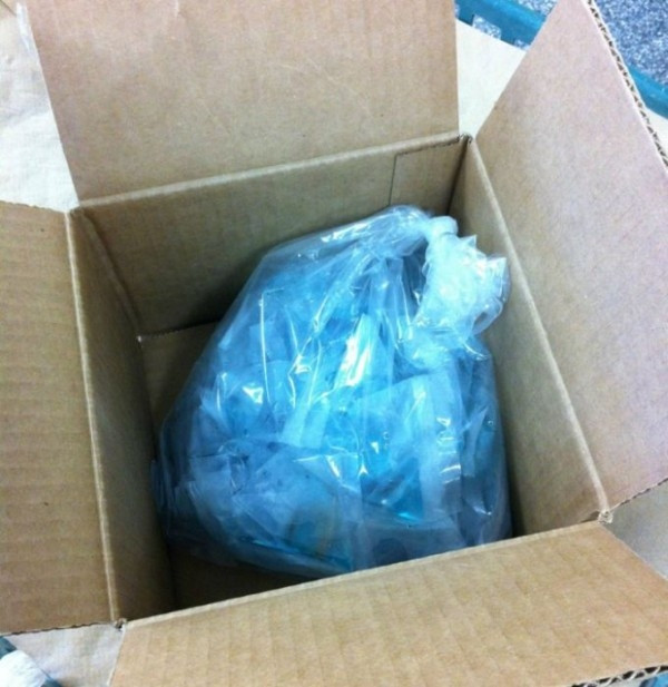 Nici prin gand nu le-a trecut ca in cutia de carton s-ar putea afla asa ceva. S-a intamplat in Rusia