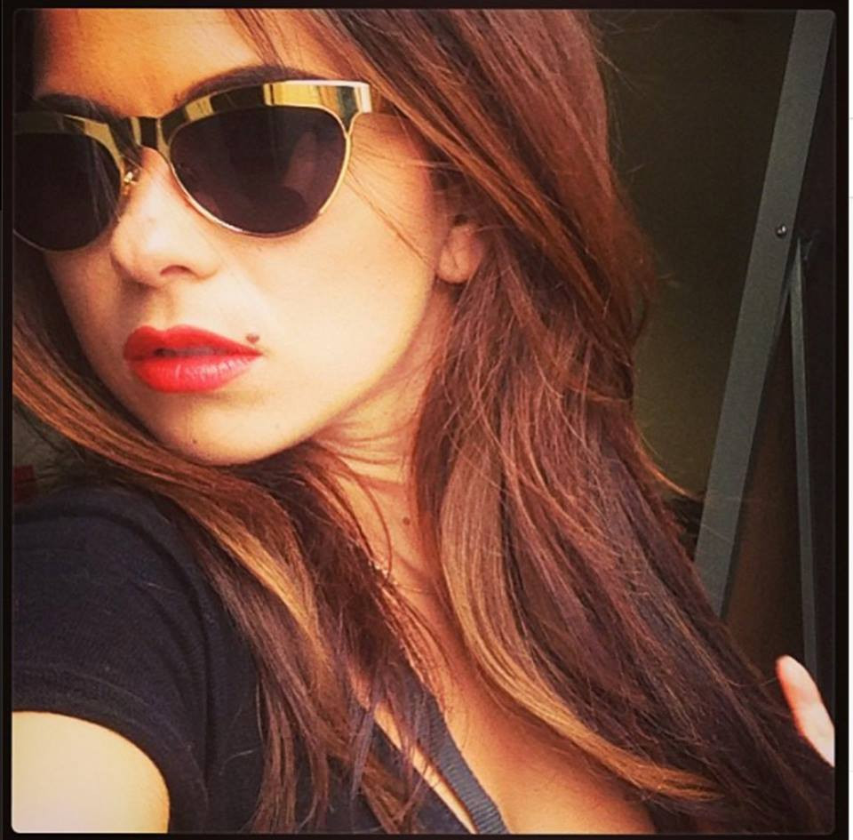 A pus o poza pe Facebook si in 16 minute a luat peste 19.000 de like-uri.Ce le-a aratat Inna fanilor