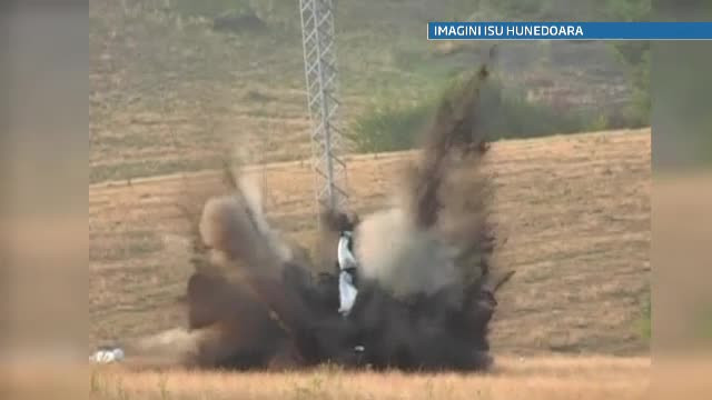 Trei mine antitanc functionale descoperite pe autostrada Deva-Lugoj. Puteau provoca un dezastru