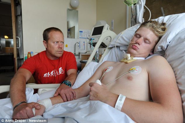 Grija pentru parul dat cu gel i-a fost fatala. Apelul unui tata i-a impresionat pe britanici