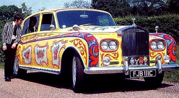 Colectia impresionanta de masini The Beatles:Povestea primului Rolls Royce Phantom 'tunat' de tigani! FOTO