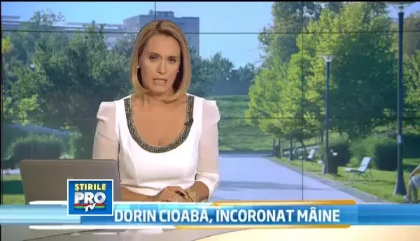 Fetita de 3 ani din Capitala, la un pas de moarte. A atins firele neizolate ale unui stalp din parc