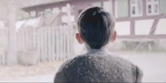 Clipul in care este "ucis" tanarul Adolf Hitler starneste reactii controversate in Germania