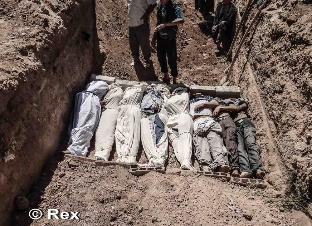 Atacul chimic din Siria. 20 de copii morti nu pot fi identificati, dupa ce toate rudele le-au murit