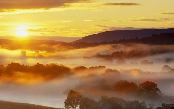 Soare si vant puternic in mai multe zone din tara. Vremea se strica incepand de miercuri