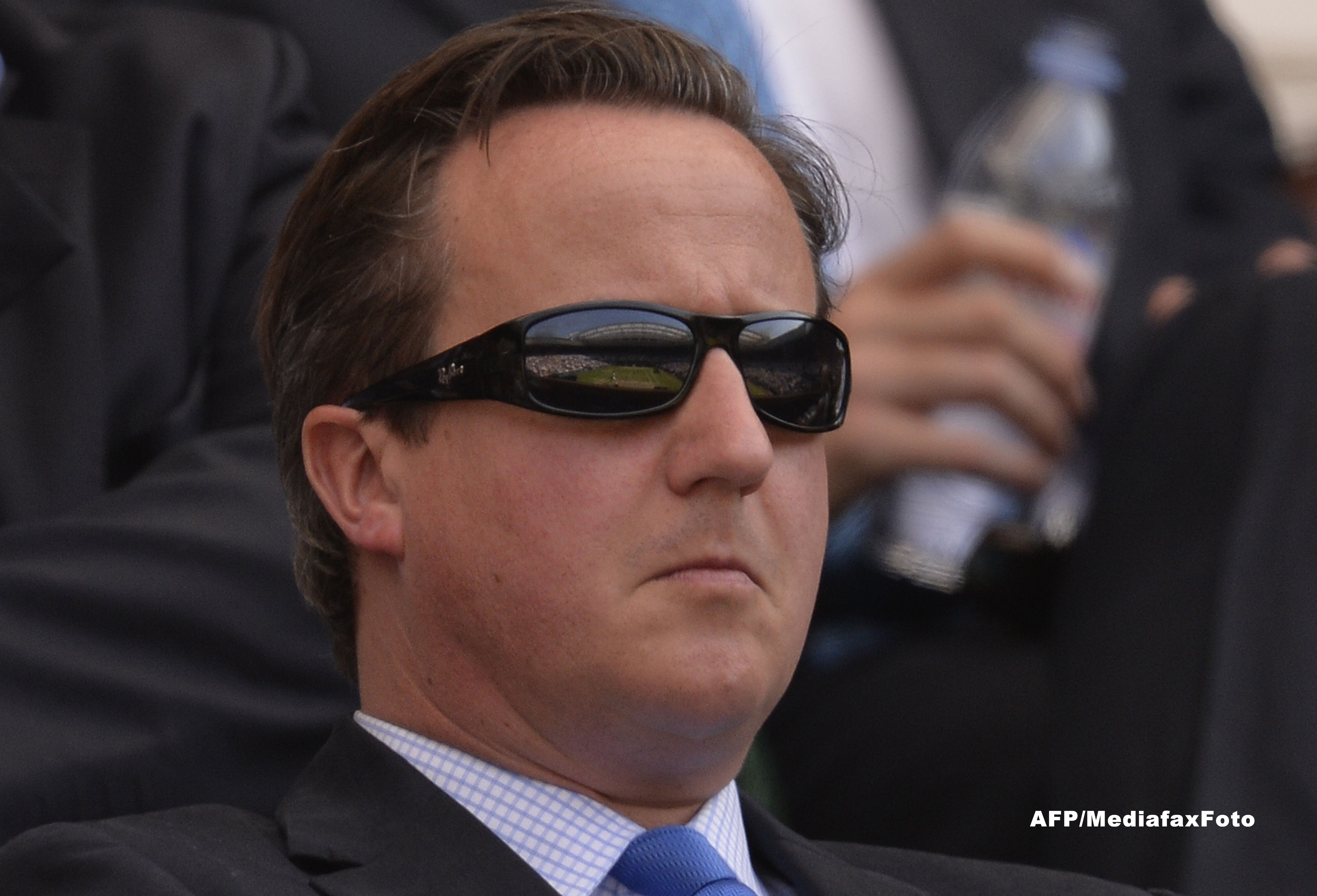 Masuri dure pentru reducerea numarului de imigranti in UK. Anuntul facut de David Cameron