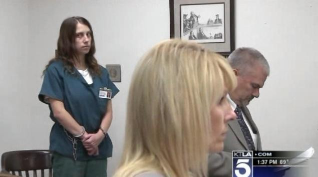 Profesoara care a intretinut relatii sexuale cu 3 dintre elevii sai a fost inchisa pentru 1 an