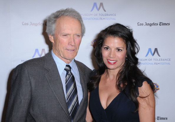 Clint Eastwood divorteaza la 83 de ani de cea de-a doua nevasta