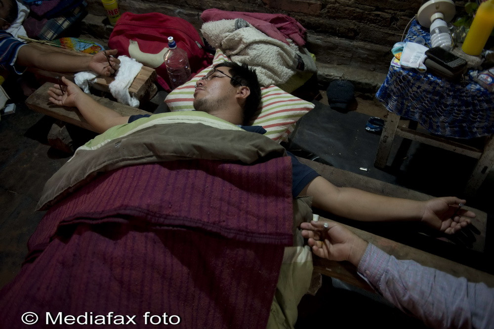 S-au rastignit in statia de autobuz. Protest extrem al unor soferi din Paraguay