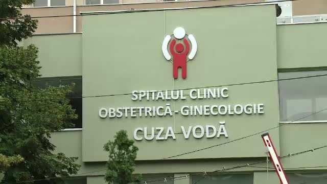 Sanctiune blanda pentru doctorita din Iasi care nu a consultat o tanara cu un fat mort in pantece