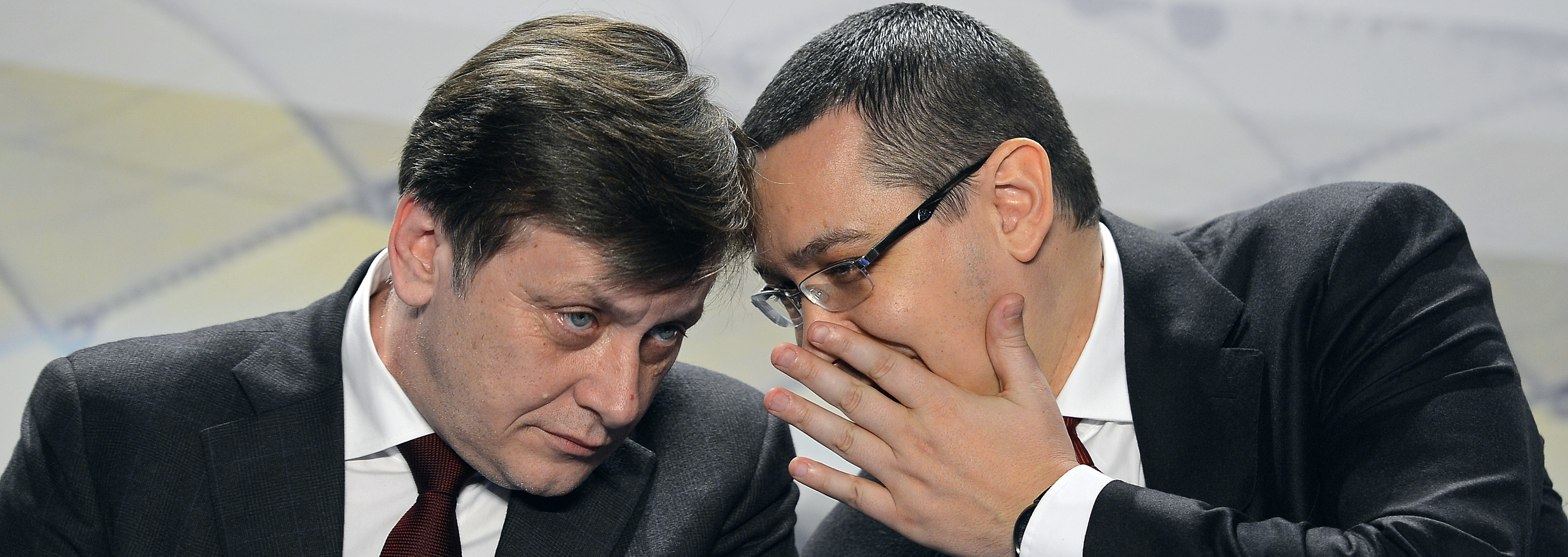 Ponta, dupa discursul din Parlament: "Am vorbit cu Antonescu, ne-am impacat"