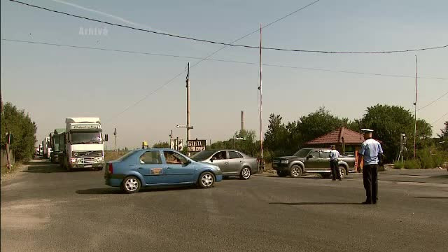 Baiat de 11 ani, prins de politisti la volanul unei masini. Ce risca tatal copilului