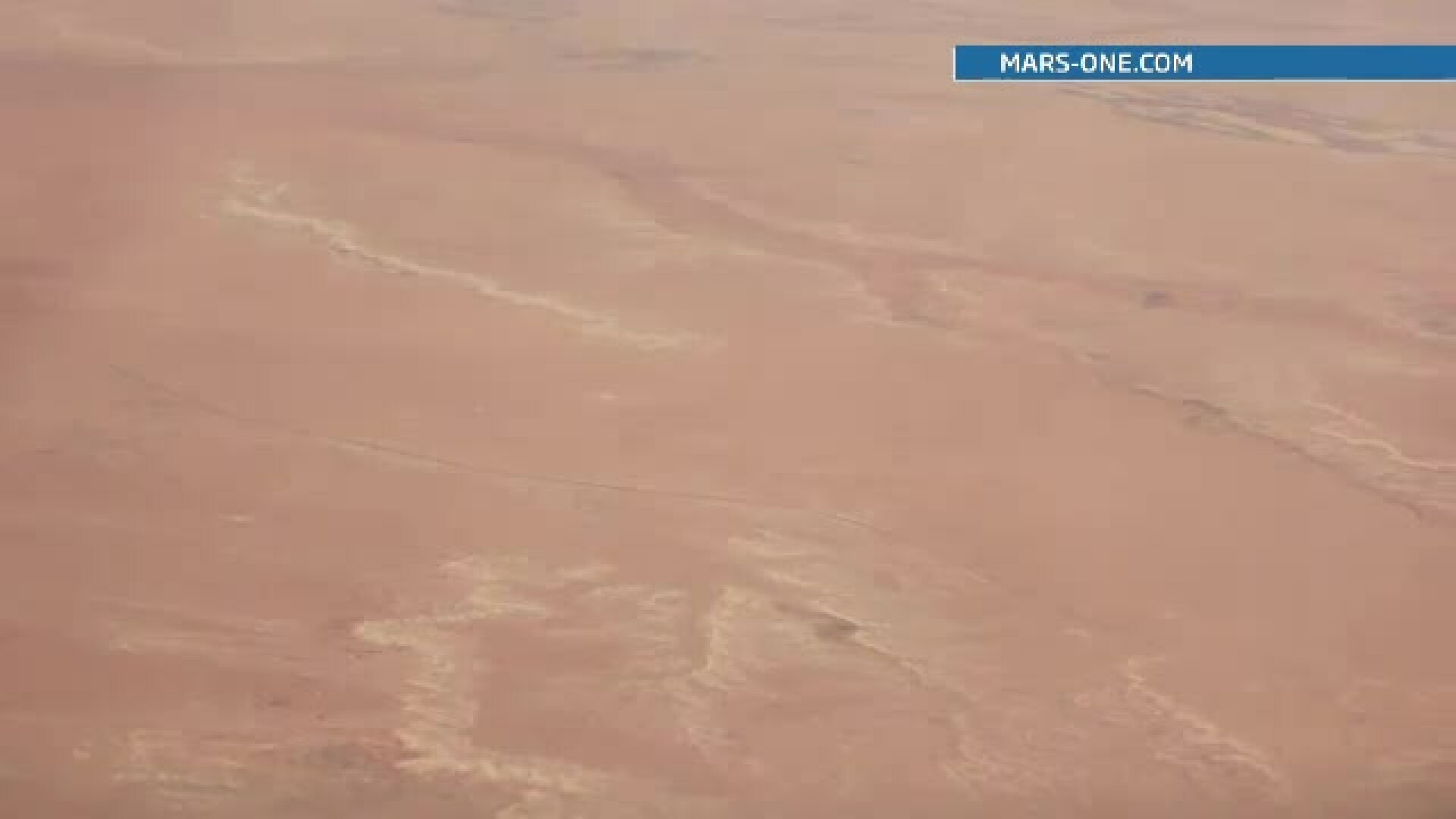 12 romani viseaza sa ajunga pe Marte. Sunt dispusi sa-si riste viata si sa ramana acolo definitiv