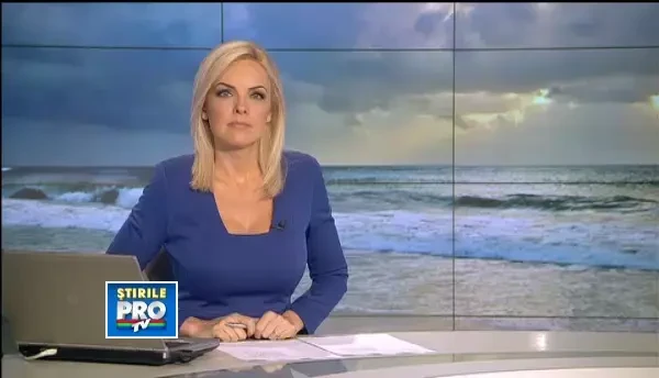 CLIPUL ZILEI: Fenomen extrem de rar la Mamaia. Marea s-a retras mai multi metri de tarm