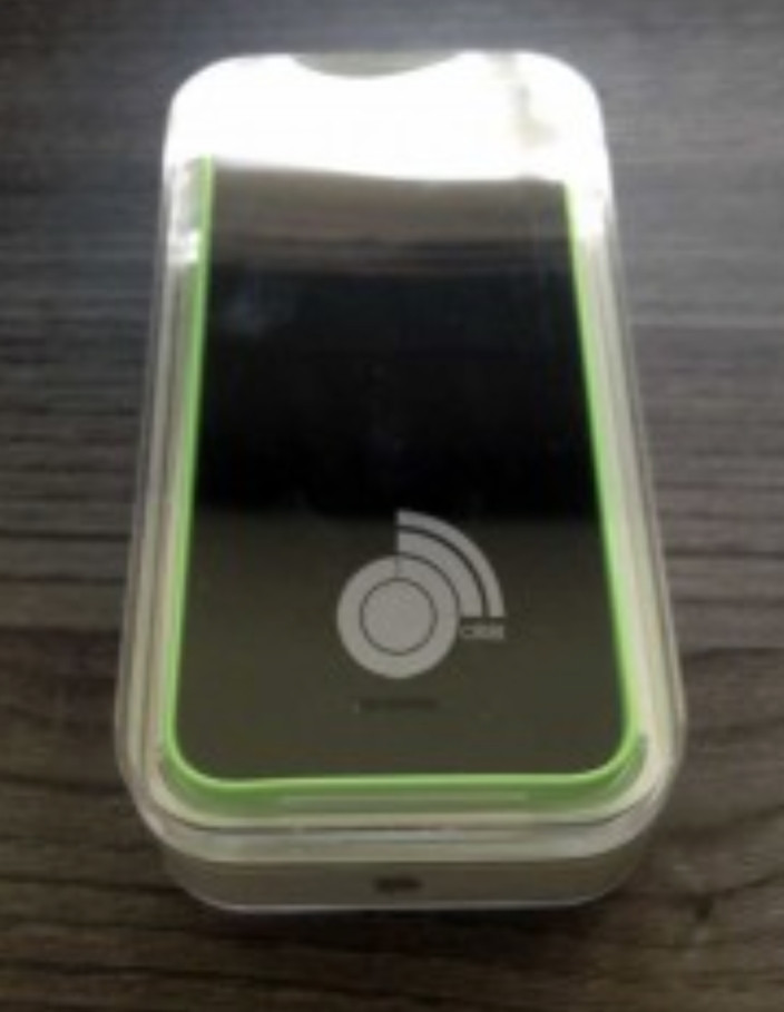iPhone 5C, fotografiat pentru prima data in cutia originala. Imagini neoficiale